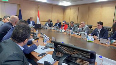 وزير السياحة والآثار يواصل مباحثات سبل تطوير منتج السياحة النيلية في مصر
