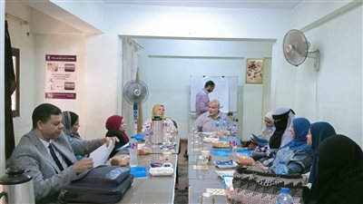 محافظ أسيوط يعلن دعم مشروعات تدريب وتشغيل الشباب