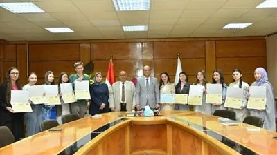 المنشاوي يكرم وفد جامعة بيتاجورسك الروسية في ختام زيارتهم العلمية والثقافية لجامعة أسيوط