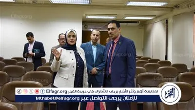 نائب رئيس جامعة القاهرة يتفقد أعمال الامتحانات