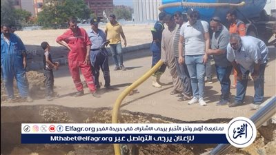 انفجار خط مياه وهبوط أرضي في شارع جسر النيل في ميت غمر.. صور 