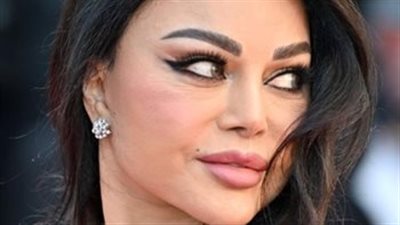 بإطلالة كلاسيكية.. هيفاء وهبي في مهرجان كان السينمائي 