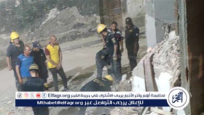 مصرع شخصين أسفل عقار الباب الجديد المنهار بالإسكندرية