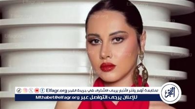 ياسمين رئيس تكشف عن أول صورة من كواليس فيلمها الجديد 