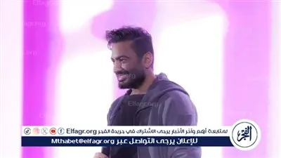 تامر حسني يحتفل بتصدر فيلم 