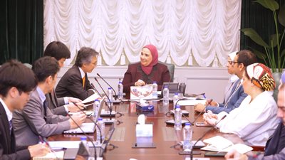 وزيرة التضامن تستقبل سفير اليابان بالقاهرة 