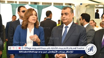 وزيرا الثقافة والإنتاج الحربي يتفقدان 8 مسارح متنقلة تمهيدًا لإطلاقها لخدمة قرى 