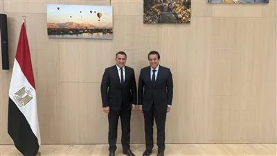 وزير الصحة يعقد اجتماعًا مع مسؤولي شركة جنرال إلكتريك لتوطين صناعة أجهزة السونار