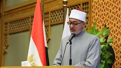 الأمين العام للبحوث الإسلامية يلقي توصيات الملتقى الفقهي الخامس لمركز الأزهر للفتوى 