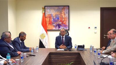 وزير الإسكان يتابع موقف التعاون مع الاتحاد الأوروبي فيما يخص الاستخدام الآمن لمياه الصرف الصحي والصناعي المعالجة
