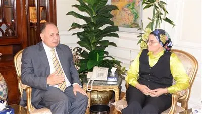 جامعة أسيوط: تفعيل التدريب الميداني للطلاب