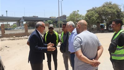 محافظ القليوبية يتابع انتظام منظومة النظافة الجديدة بمدن الخصوص وشبرا الخيمة 