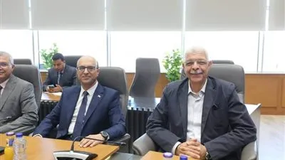 رئيس جامعة أسيوط يشارك في اجتماع مجلس الجامعات الأهلية