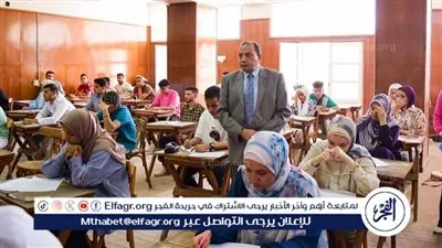 ضبط موظفة تمتحن بدلًا من صديقتها بالدراسات العليا بتجارة بني سويف