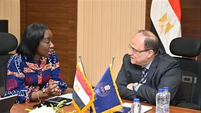 رئيس هيئة الدواء المصرية يستقبل نظيرته بجمهورية غانا