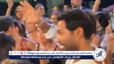 ايه اللي بيحصل دة ايه اللي انا شايفه دة.. كريم فهمي وآسر ياسين يرقصان في زفاف جميلة عوض