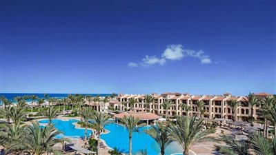 استغاثات من ملاك ألماظة باي بالساحل الشمالي من رفع إدارة المنتجع للأسعار