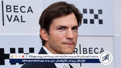 هجوم على أشتون كوتشر بسبب رفضه للذكاء الاصطناعي