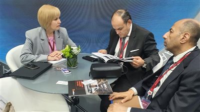 وزير الصناعة يستعرض مع كبريات الشركات الروسية فرص الاستثمار بمصر 