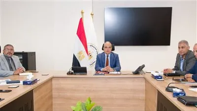 سويلم يتابع الخطوات التنفيذية للتحول للري الحديث في مزارع قصب السكر