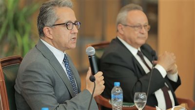 خالد العناني يستعرض جهود مصر في النهوض بقطاع الآثار خلال السنوات الماضية