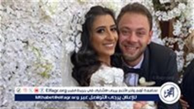 بحبك يا أم يحيي.. محمد علي رزق يحتفل بعيد زواجه الثالث