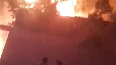 حريق في مخزن كرتون بمنطقة الطوابق بالجيزة 
