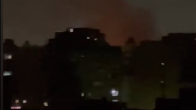 دون إصابات.. تفاصيل نشوب حريق بداخل مخزن كرتون في فيصل