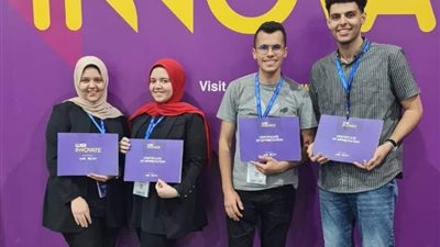 رئيس جامعة بنها يهنئ طلاب الحاسبات لتأهلهم للمرحلة النهائية في هاكاثون 