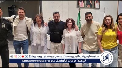 إلهام شاهين تهنئ أبطال وصناع فيلم 