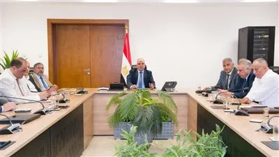 سويلم: متابعة حالة شبك الأعشاب لمنع دخول المخلفات لوحدات الرفع