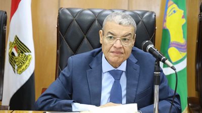 محافظ المنيا يترأس اجتماع المجلس التنفيذي لمناقشة الملفات التنموية والخدمية بالمحافظة