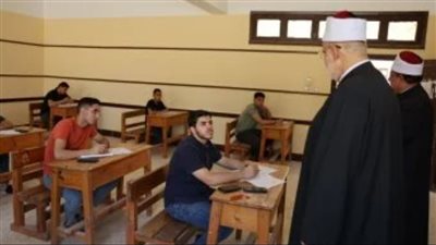 إصابة مراقب بارتفاع بضغط الدم فى امتحانات الثانوية الأزهرية بالشرقية