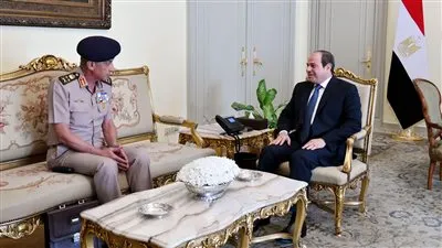 عاجل| السيسي يستقبل القائد العام للقوات المسلحة