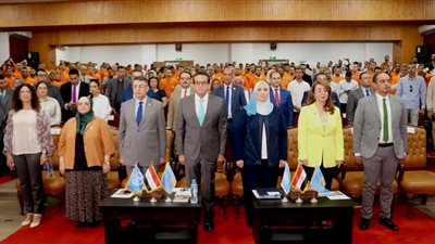 وزيرة التضامن: تقديم الخدمات العلاجية لـ170 ألف مريض إدمان سنويا مجانا