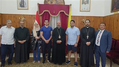 بطريرك الأقباط الكاثوليك يوقع عقود شراء مدرسة جديدة بالإيبارشية البطريركية