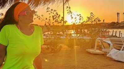 شاهد.. أحدث ظهور لـ بشري في عطلتها الصيفية 