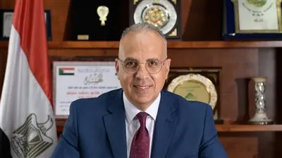 سويلم يتابع موقف مشروعات الري الجاري تنفيذها بأجهزة الوزارة 