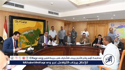 محافظ الفيوم يوجه بتوفير فرص عمل للشباب ومشروعات للأولى بالرعاية