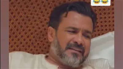 محمد رجب يروج لمسلسه الآخير 