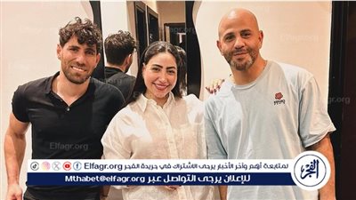 بوسي ومرقة.. عزيز الشافعي يعلن على دويو غنائي جديد 