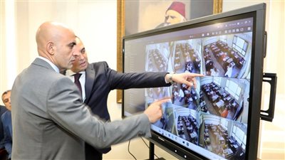 وزير التعليم يتابع امتحانات الثانوية العامة من خلال غرفة العمليات المركزية 