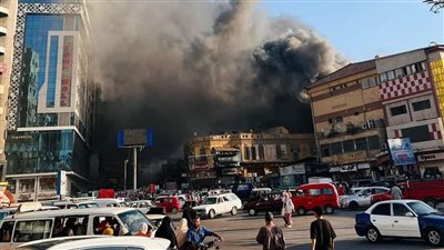 نشوب حريق هائل في محل أحذية بأكبر شوارع طنطا 