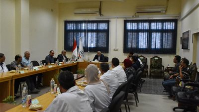 رئيس قطاع التدريب بالإنتاج الحربي يترأس مجلس إدارة المعهد الفني للصناعات المتطورة