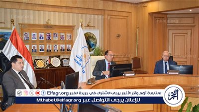 رئيس جامعة حلوان يجتمع مع وحدة التصنيف الدولى لبحث تعزيز مكانة الجامعة عالميا
