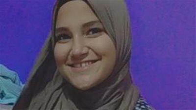 أسماء فكية بنت المنوفية الأولى على الدبلومات الفنية: 