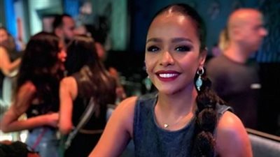 بإطلالة ملفتة.. أسماء أبو اليزيد تحتفل بعيد ميلادها 