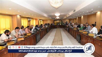 محافظ الفيوم يتابع الموقف التنفيذي لمشروعات خطة الرصف الاستثمارية والعاجلة