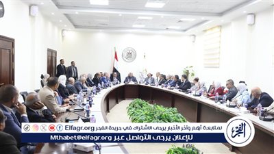 وزير التعليم العالي يعقد اجتماعًا مع عمداء ورؤساء مجالس إدارة المعاهد العليا المُتميزة 