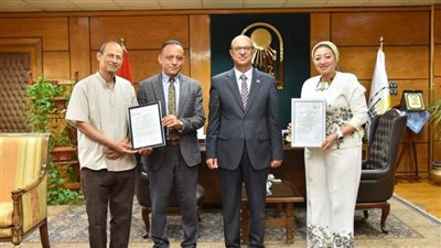 رئيس جامعة أسيوط يعلن حصول المعمل المركزى بكلية الطب البيطري على تجديد الاعتماد